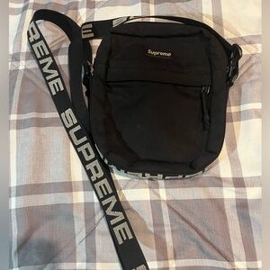 Supreme Black Messenger Bag